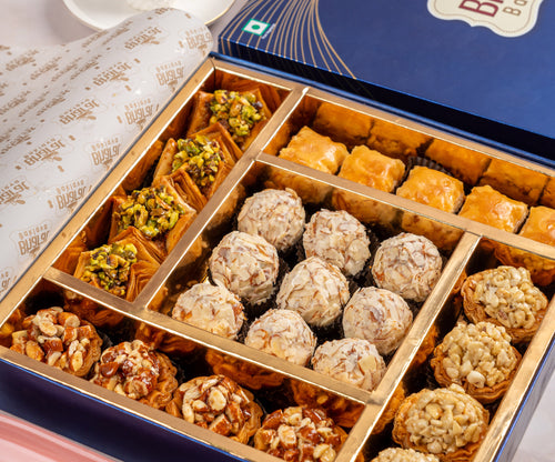 Load image into Gallery viewer, Assorted Baklava Box
