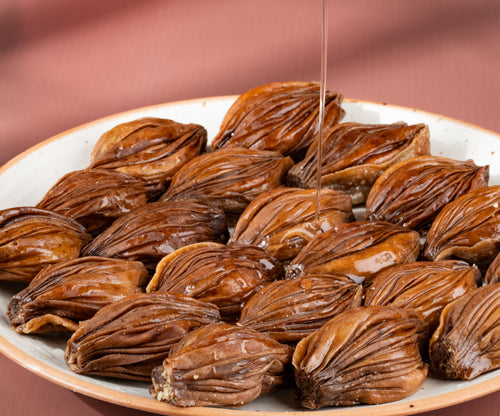 Load image into Gallery viewer, Chocolate Midye Baklava
