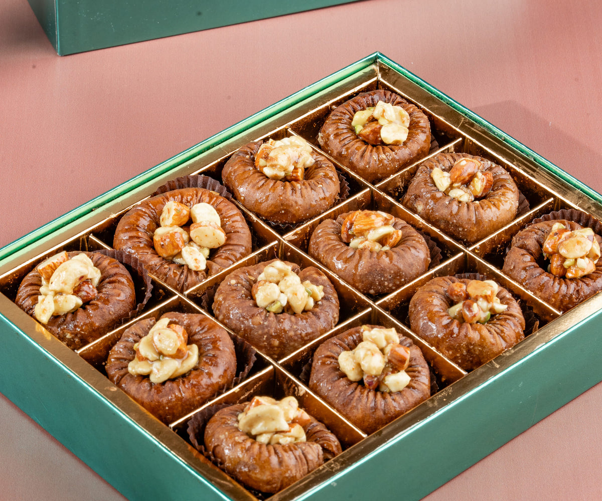 Choco Mix Dry Fruit Ring Baklava