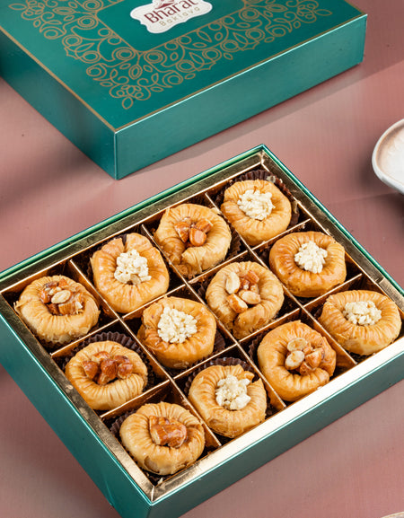 Mix Dry Fruit Ring Baklava