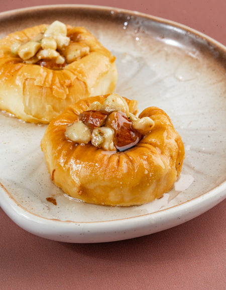 Ring mix dry fruit baklava