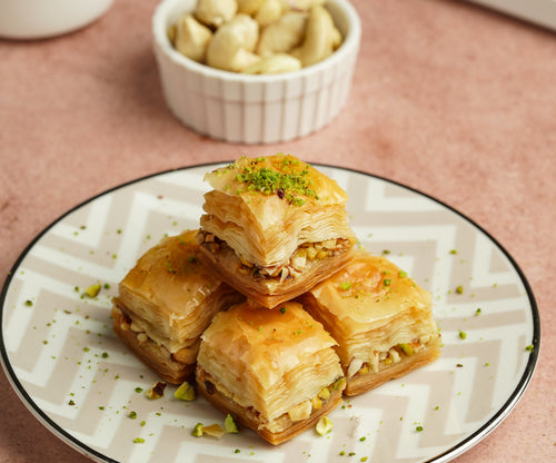 Load image into Gallery viewer, Square baklava
